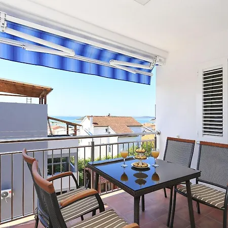 Apartment La Manche * Pakostane