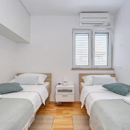 Apartment La Manche Apartment