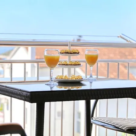 Apartment La Manche