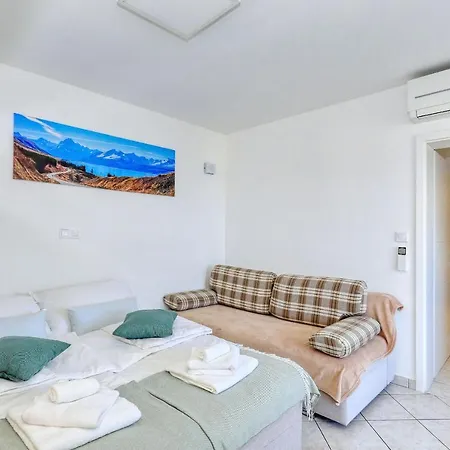 Apartmán Apartment La Manche Pakoštane