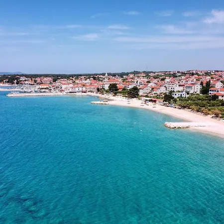 Apartment La Manche Pakoštane